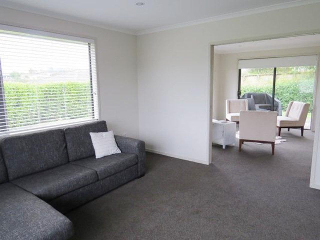 32A Ainslee Street, Highlands Park, New Plymouth - Carousel 2