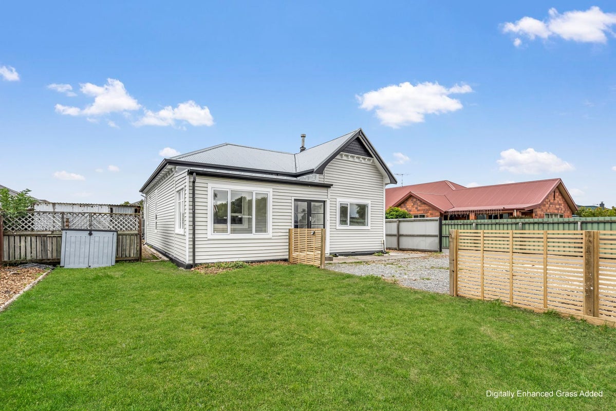 134 Chalmers Avenue, Hampstead, Ashburton - Carousel 1