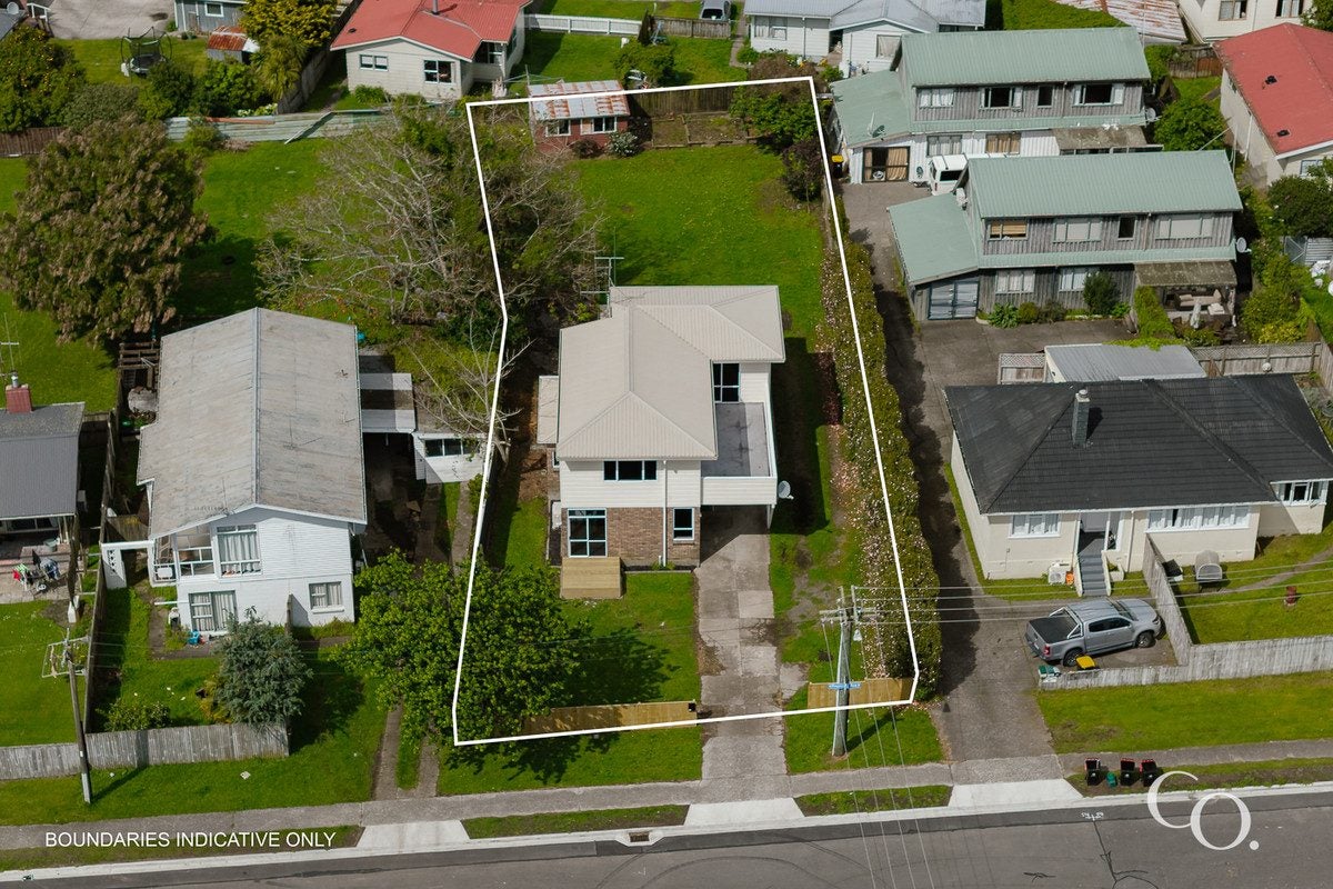 35 Baycroft Avenue, Parkvale, Tauranga - Carousel 1
