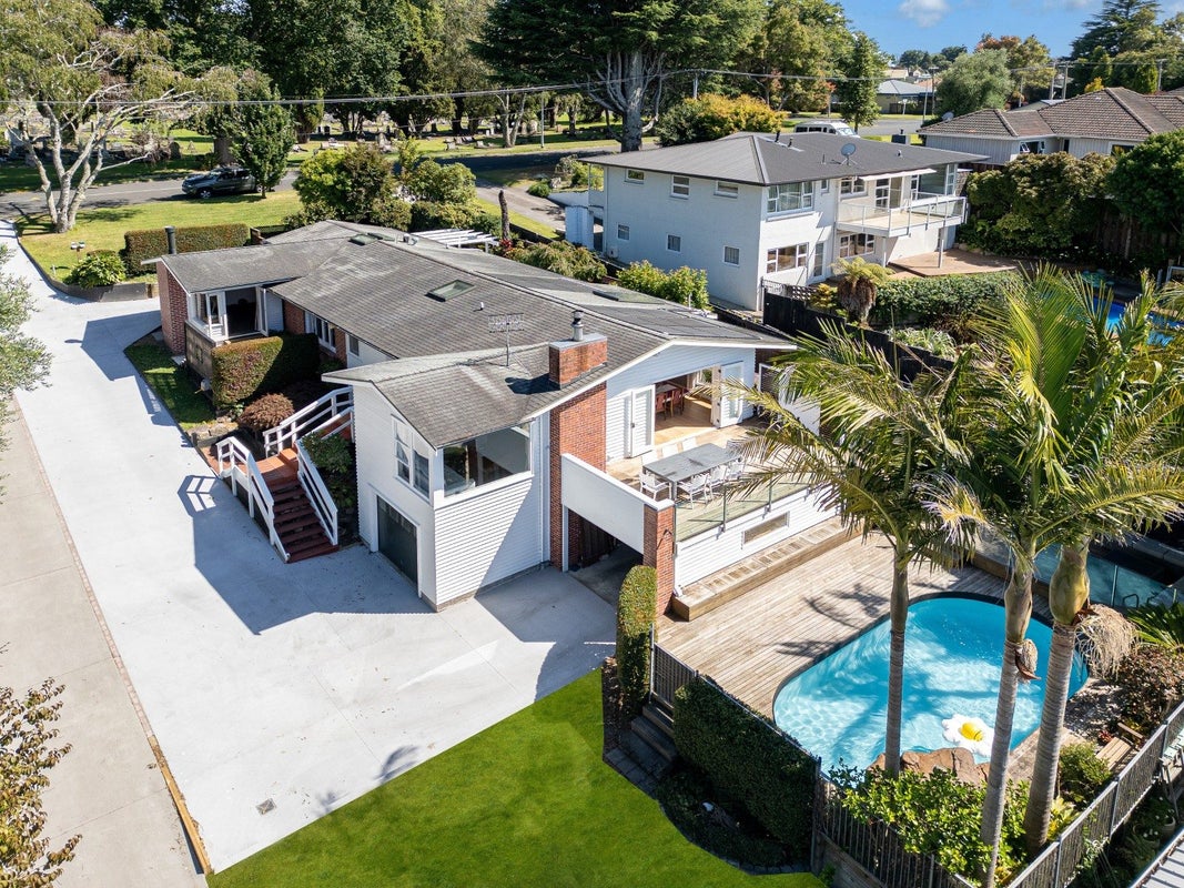 156 Grace Road, Tauranga South, Tauranga - Carousel 1