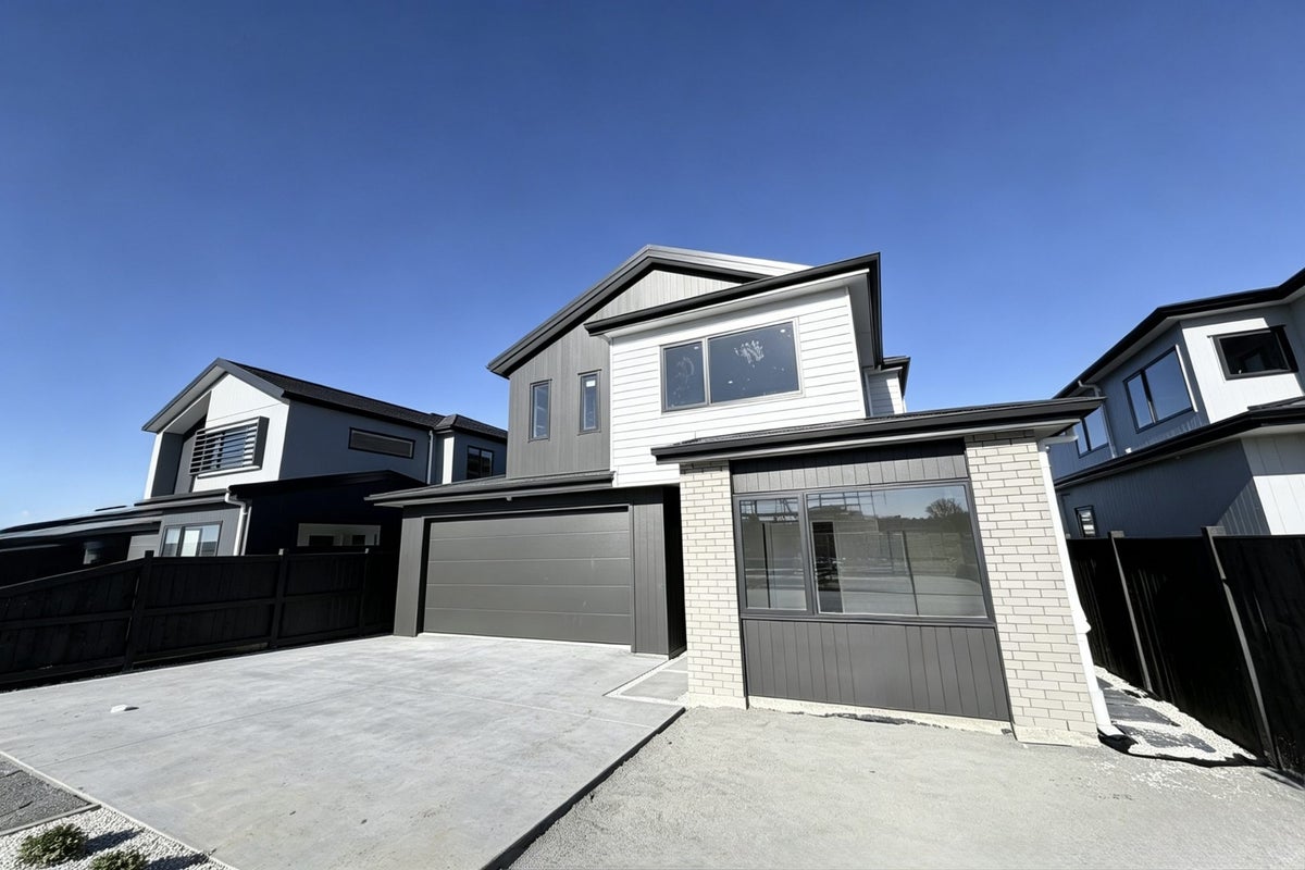 8 Songline Road, KARAKA - Carousel 1