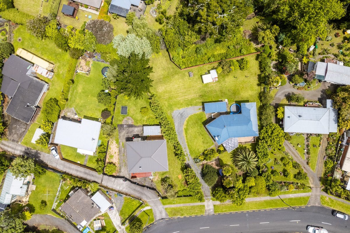 11 Jellicoe Avenue, Tuakau, Tuakau - Carousel 29