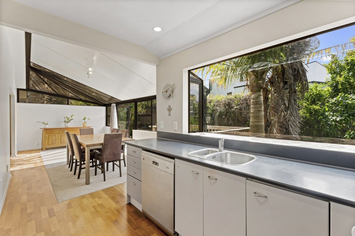 30C West Tamaki Road, St Heliers, Auckland - Carousel 1