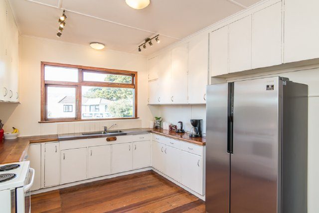 111 Arawhata Road, Paraparaumu - Carousel 2