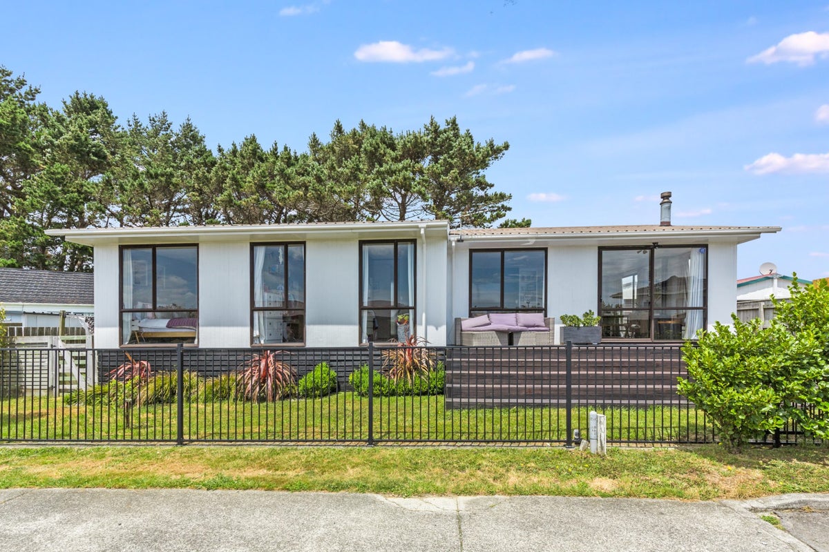 15 Maracas Crescent, Grenada Village, Wellington - Carousel 20