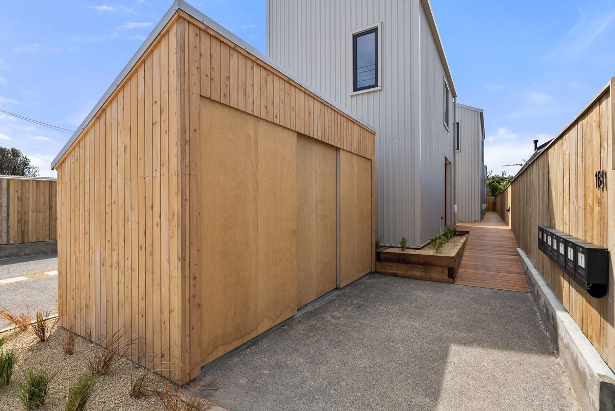 2/161 Onepu Road, Lyall Bay, Wellington, Wellington - Carousel 16