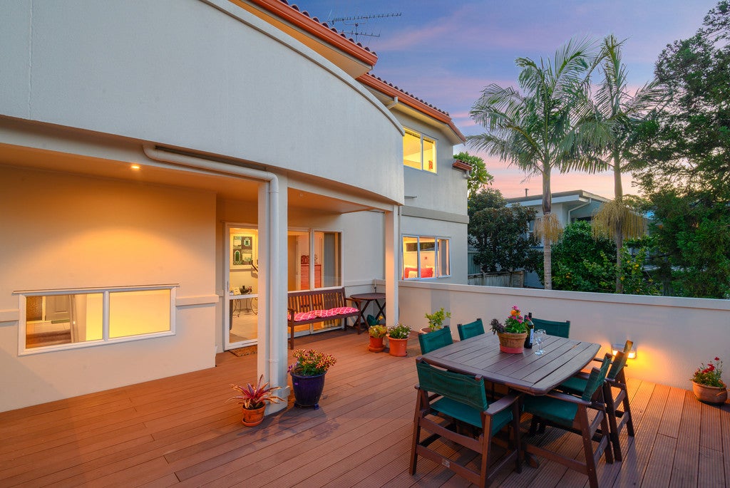 42 Selwyn Road, Cockle Bay, Auckland - Carousel 1