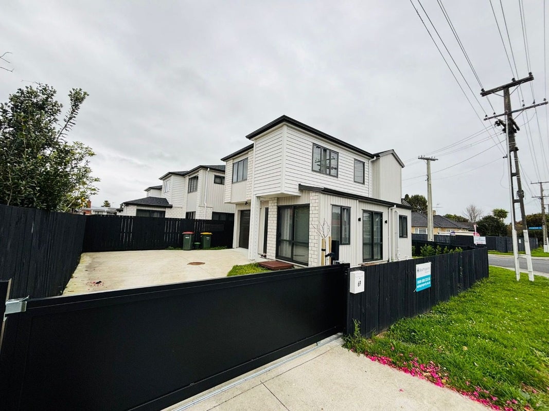 69 Clevedon Road, Papakura, Papakura - Carousel 2