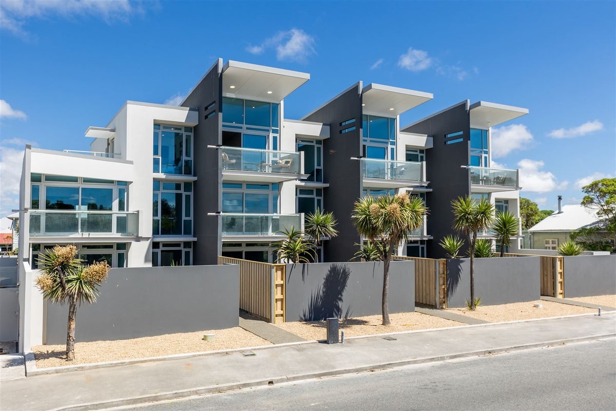 9/272 Marine Parade, New Brighton, Christchurch - Carousel 1
