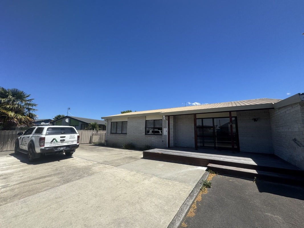 2/177 MAIN ROAD, CLIVE, CLIVE - Carousel 1
