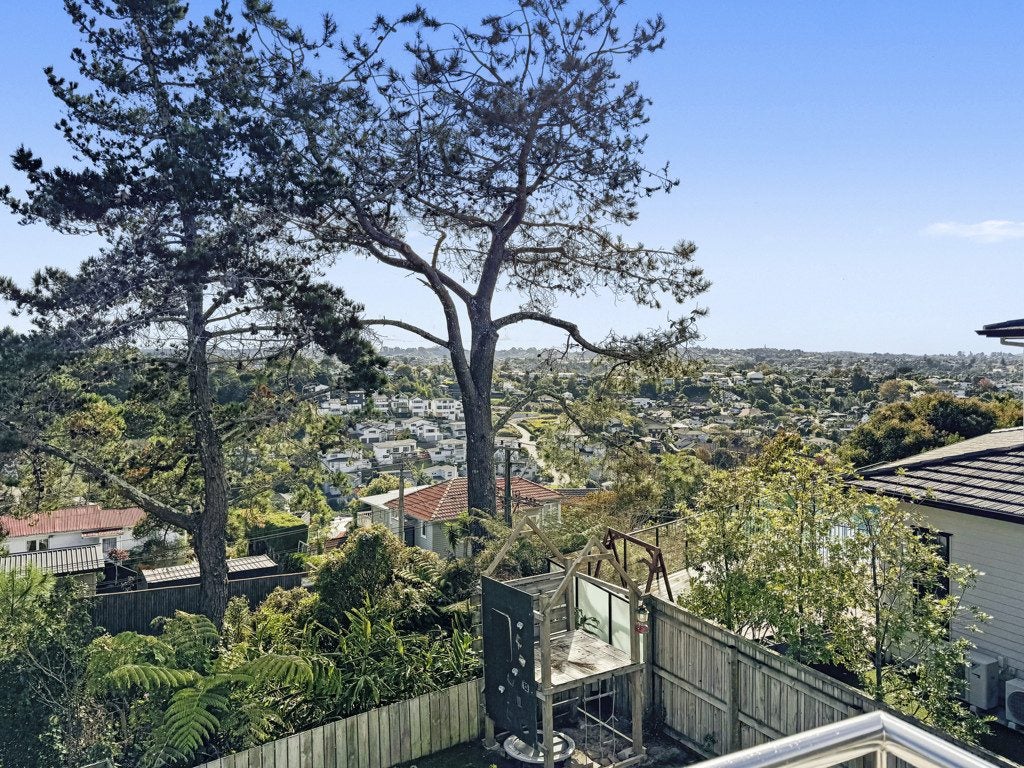 2/89 Knights Road, Rothesay Bay, Auckland - Carousel 24