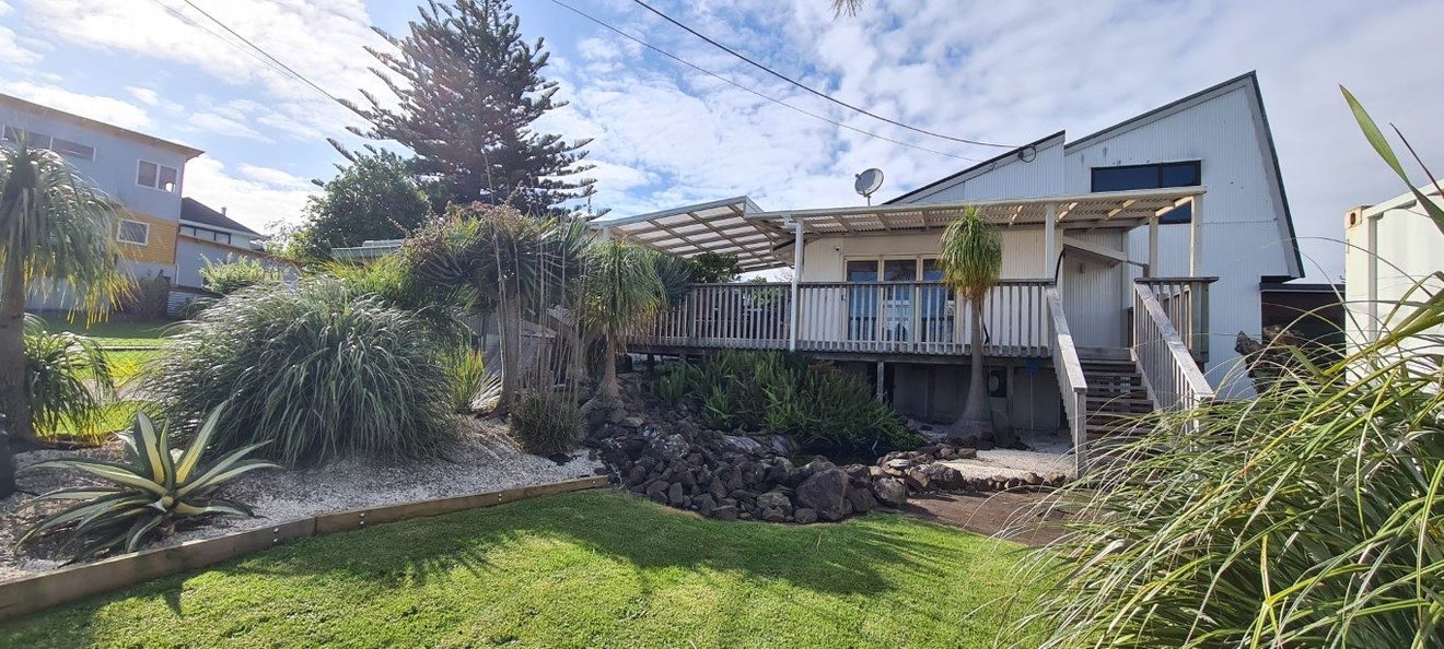 3 The Terrace, Herald Island, Auckland - Carousel 1