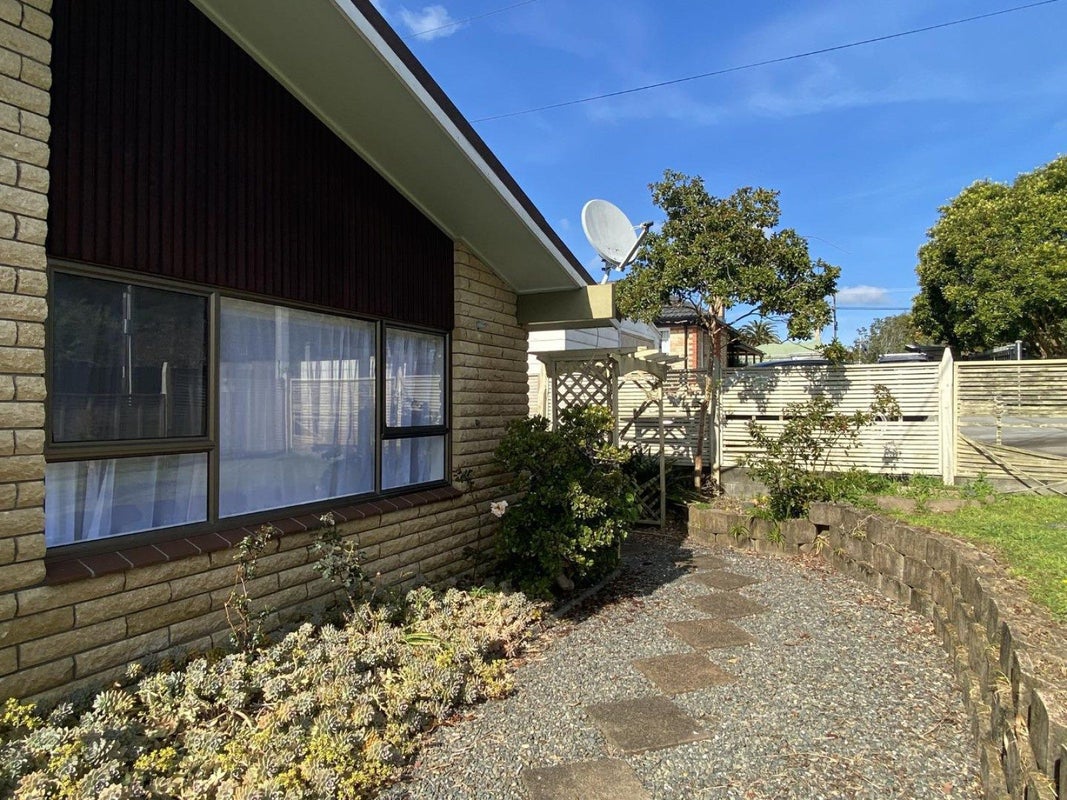 31A Fifth Avenue, Avenues, Whangarei - Carousel 2
