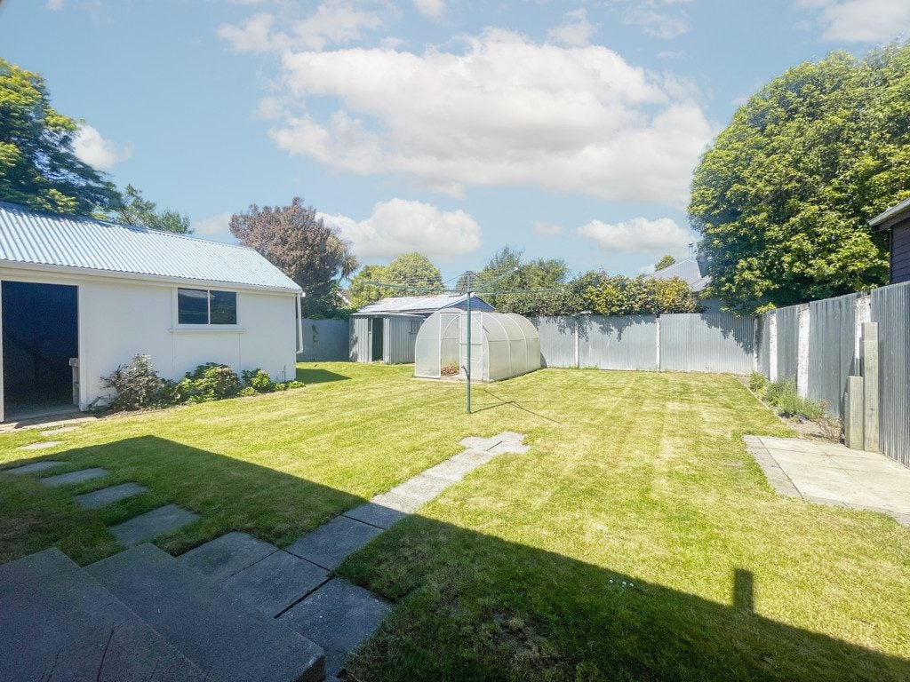 18 Farrington Avenue, Bishopdale, Christchurch - Carousel 12