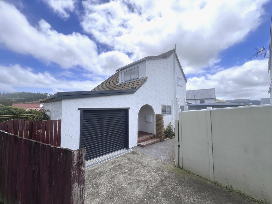 22B Abilene Crescent, Churton Park, Wellington - Carousel 24