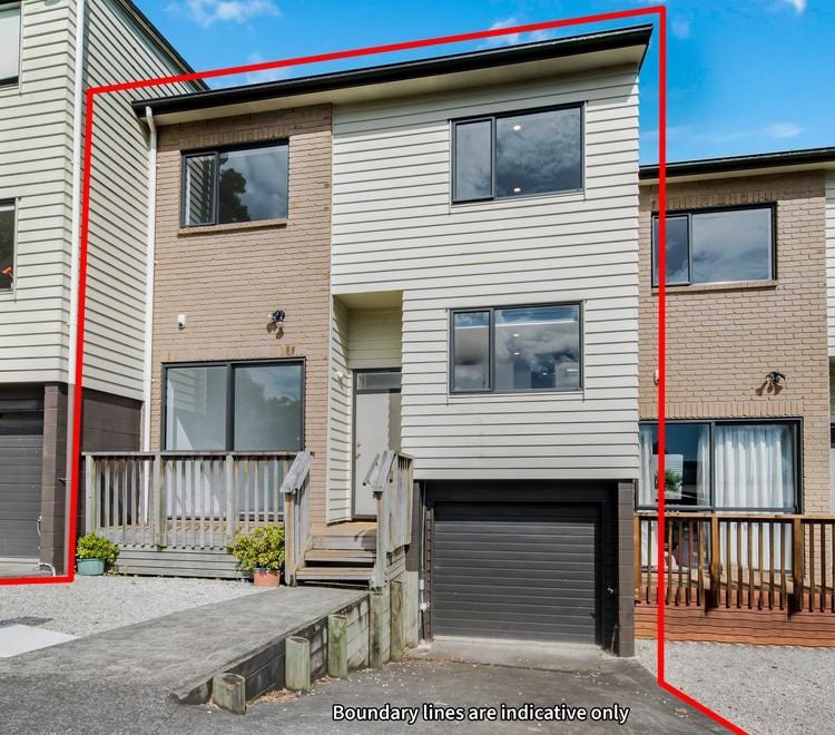 4/2 Swan Hill Drive, Glen Eden, Auckland - Carousel 1