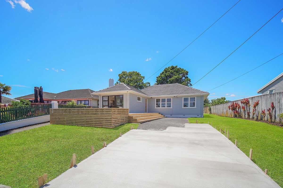 3 Tyrone Street, Otara, Auckland - Carousel 1