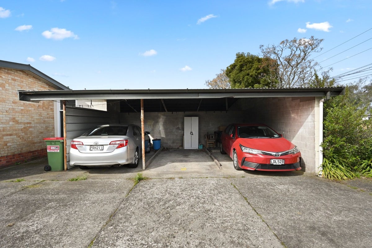 1/14 Heath Street, Saint Andrews, Hamilton, Waikato - Carousel 14