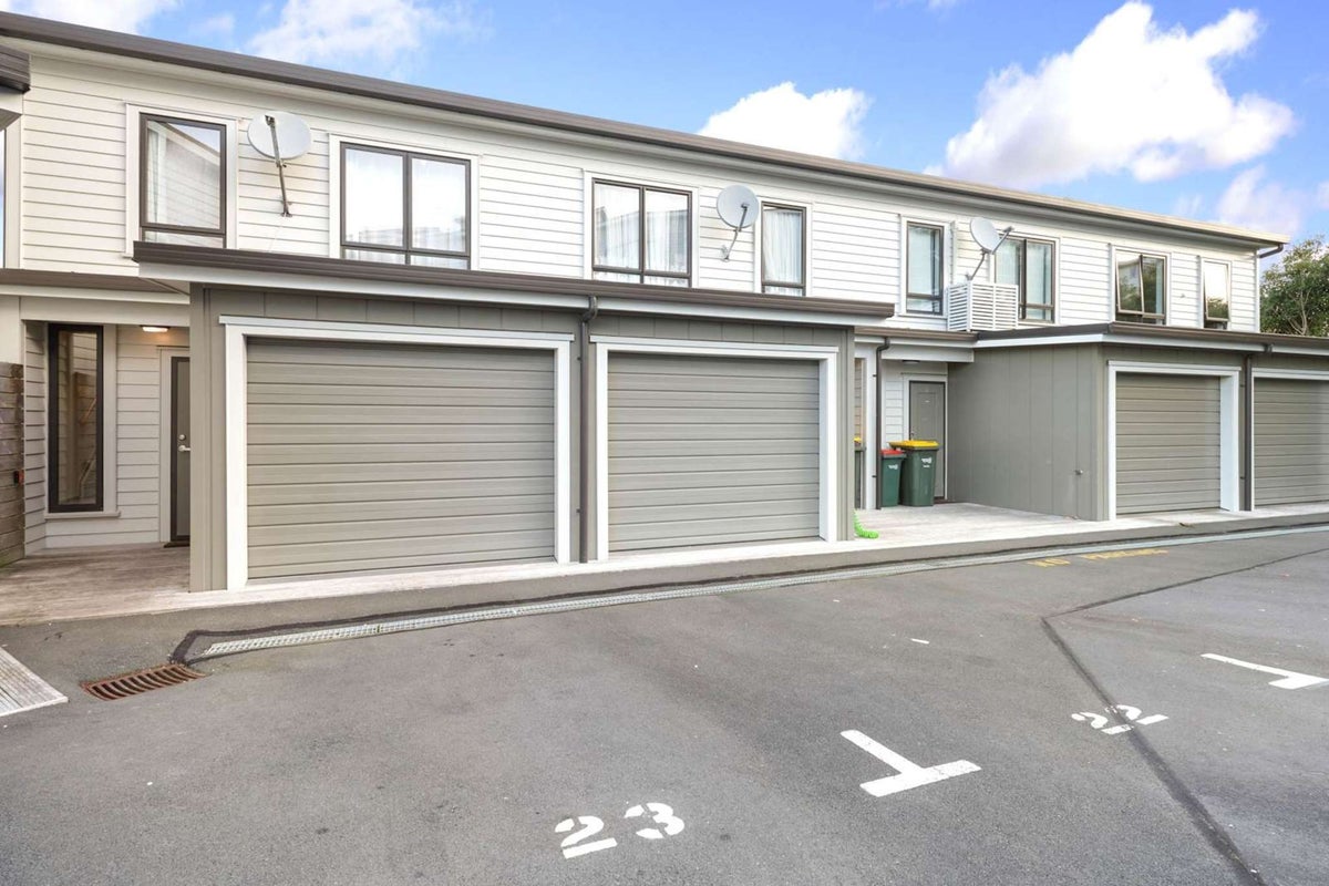 22/17 Georgia Terrace, Albany, Auckland - Carousel 2