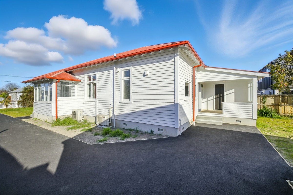 137 Hills Road, Edgeware, Christchurch - Carousel 2
