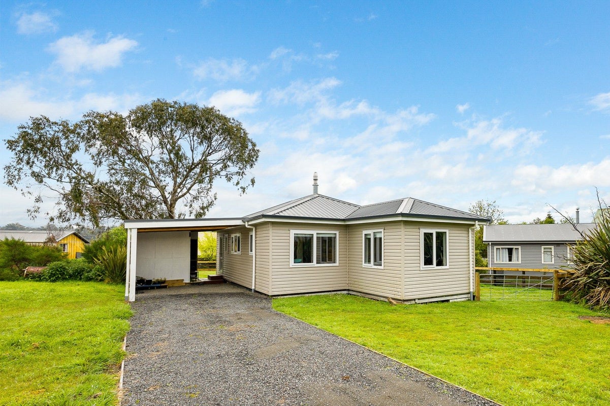 19 Buddo Street, WAIMARINO, OWHANGO - Carousel 1