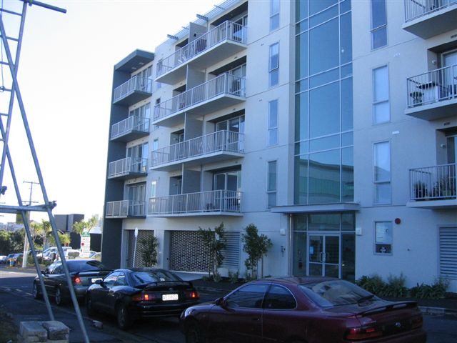 3B/21 Virginia Avenue East, Eden Terrace, Auckland - Carousel 2