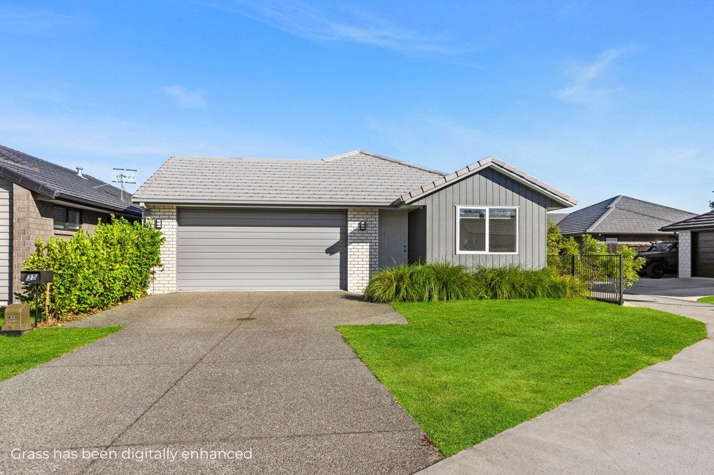 35 FONTANA STREET - Carousel 1