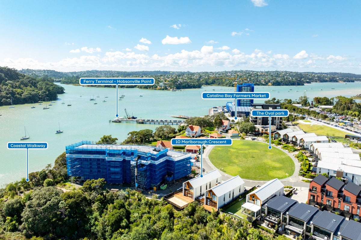 10 Marlborough Crescent, Hobsonville, Auckland - Carousel 2