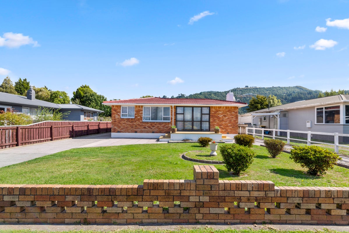 108 Fairy Springs Road, Fairy Springs, Rotorua - Carousel 1