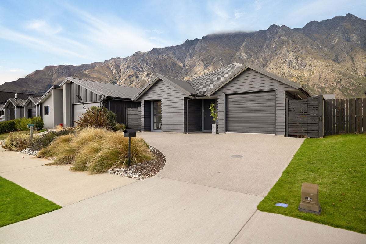 41 Howden Drive, Jacks Point, Queenstown - Carousel 17