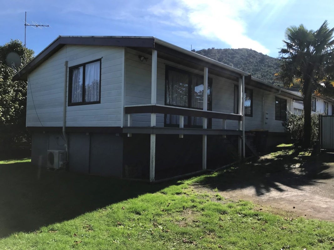 318B Clayton Road, Pukehangi, Rotorua - Carousel 1