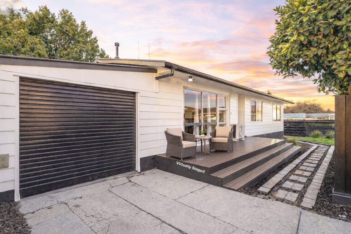 49A Karen Crescent, Dinsdale, Hamilton - Carousel 1