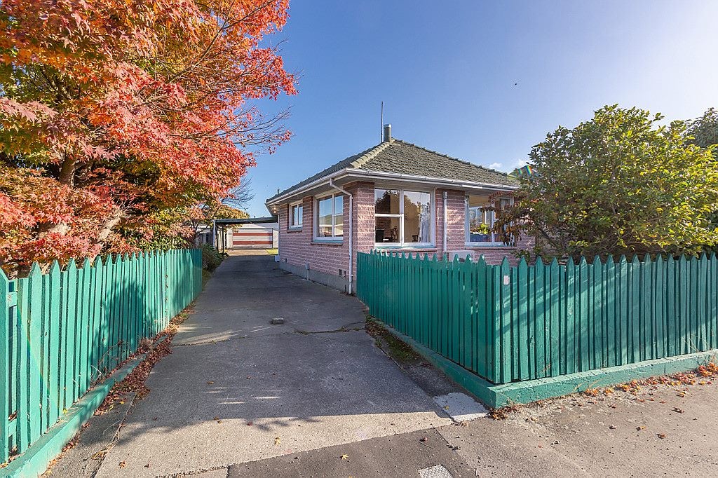 9 Torrens Road, Hillmorton, Christchurch - Carousel 1