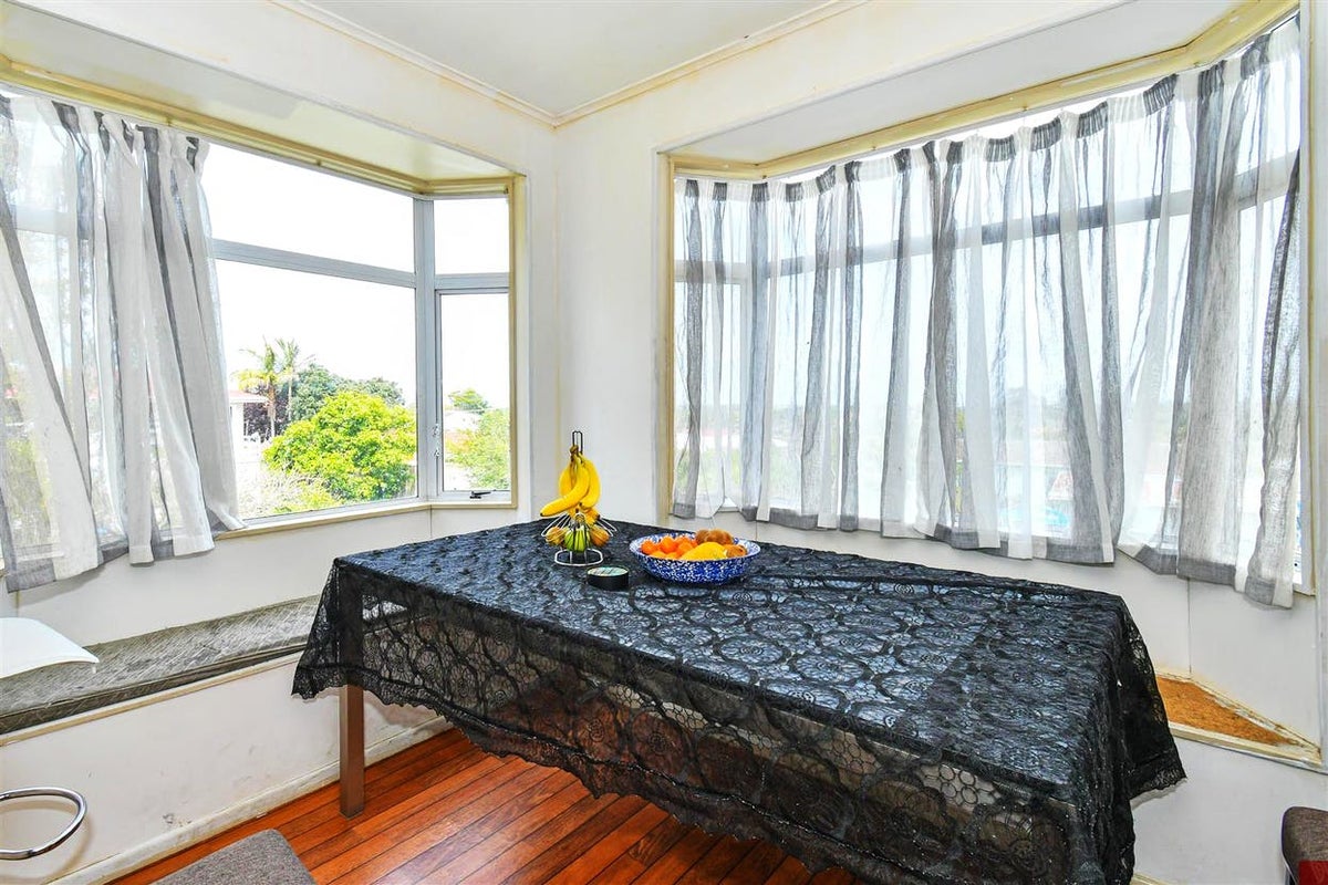 34 Hooks Road, Manurewa, Auckland - Carousel 8