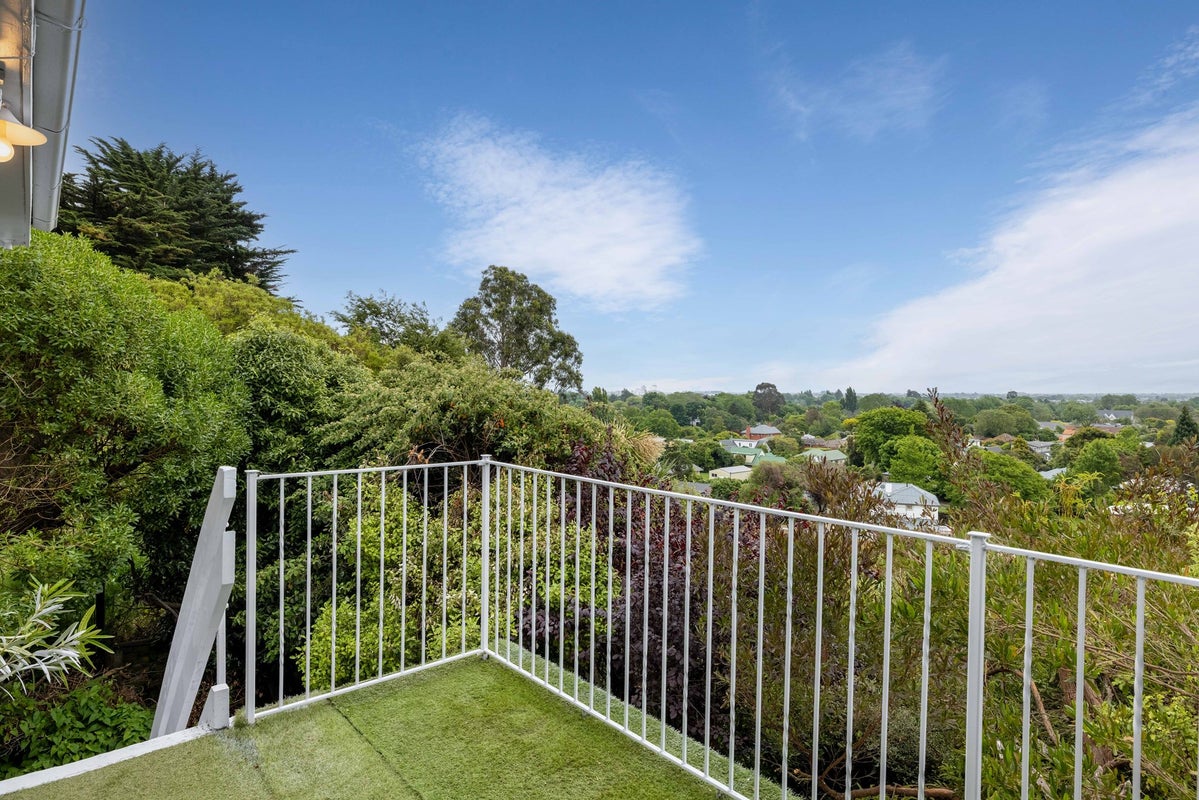 361 Centaurus Road, Hillsborough, Christchurch - Carousel 25
