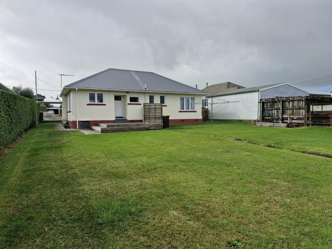 38 Lismore Street, Strandon, New Plymouth - Carousel 10