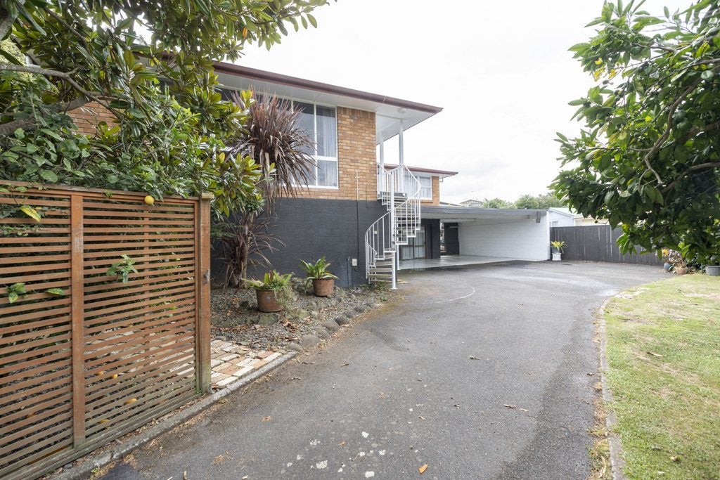 14 Vista Terrace, Hillcrest, Hamilton - Carousel 2