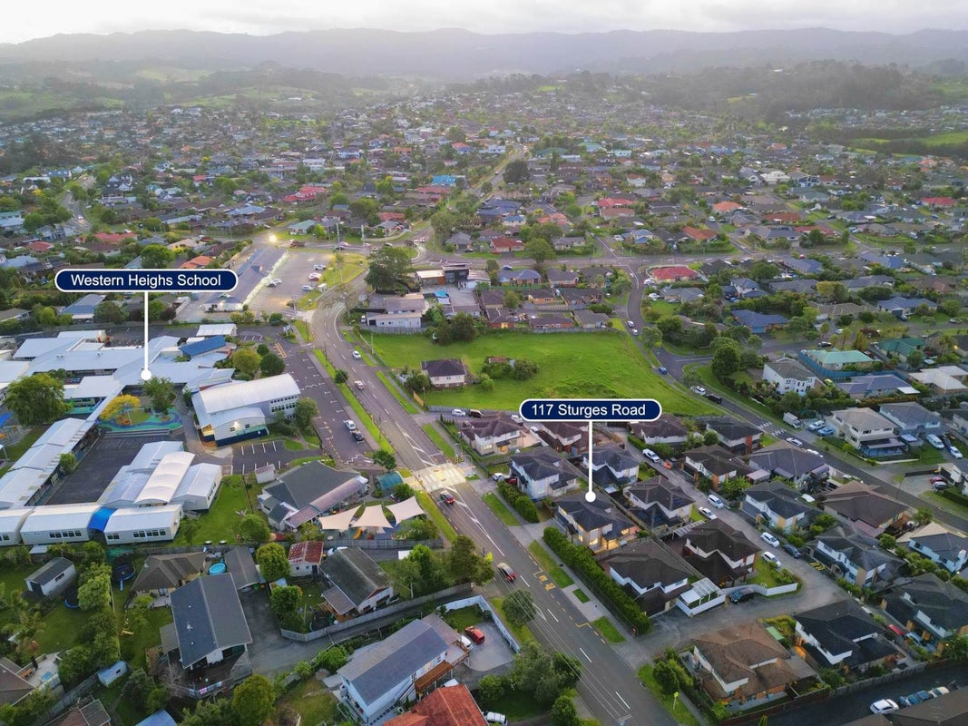 117 Sturges Road, Henderson, Auckland - Carousel 28