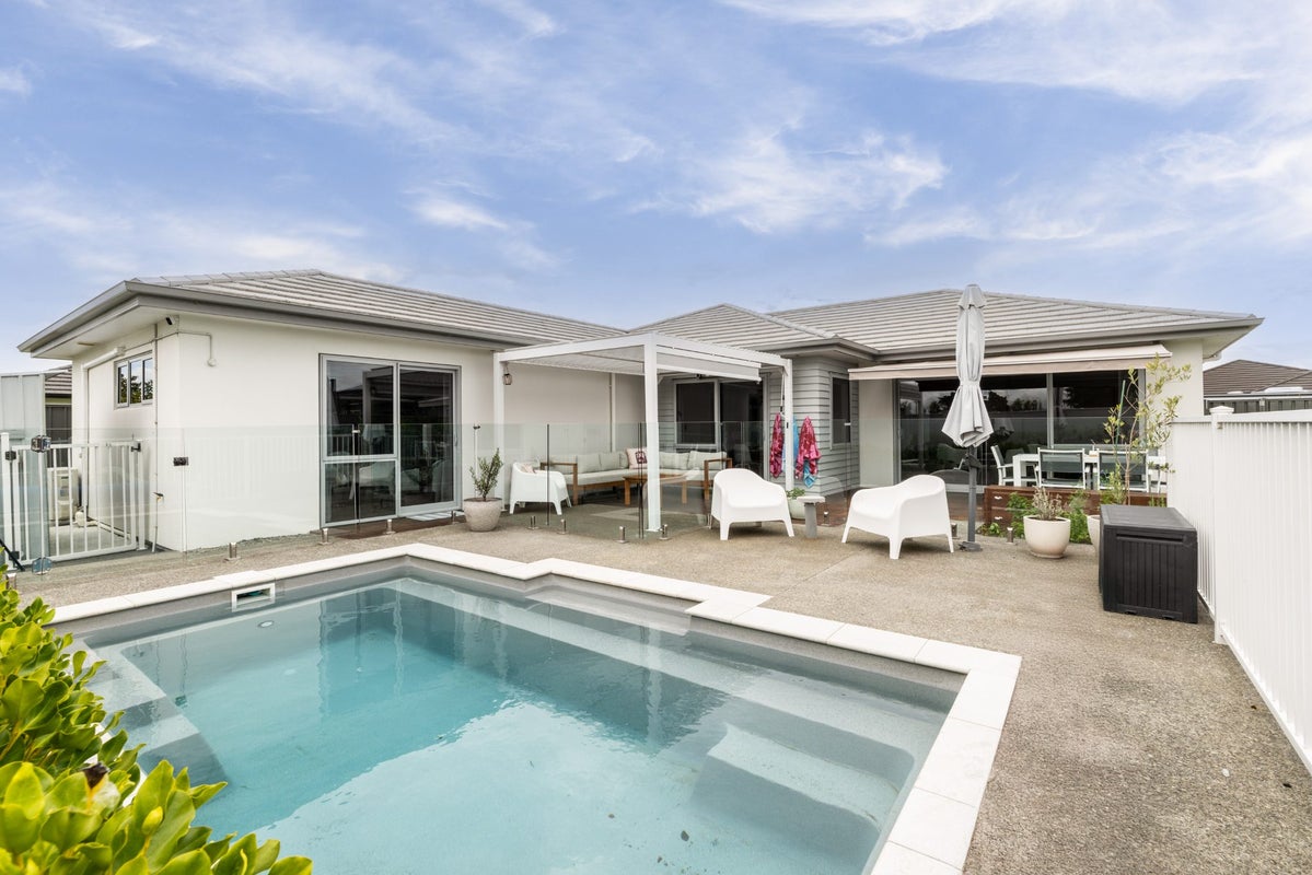 25 Rakaia Way, Poraiti, Napier - Carousel 1