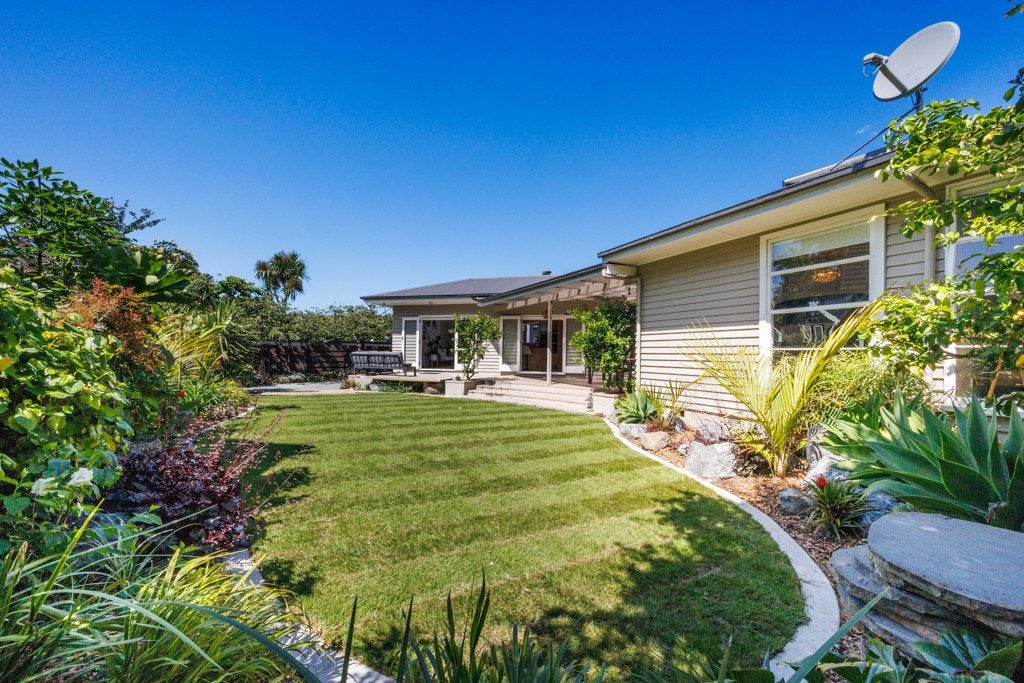 59 Te Awe Awe Street, Hokowhitu, Palmerston North - Carousel 1