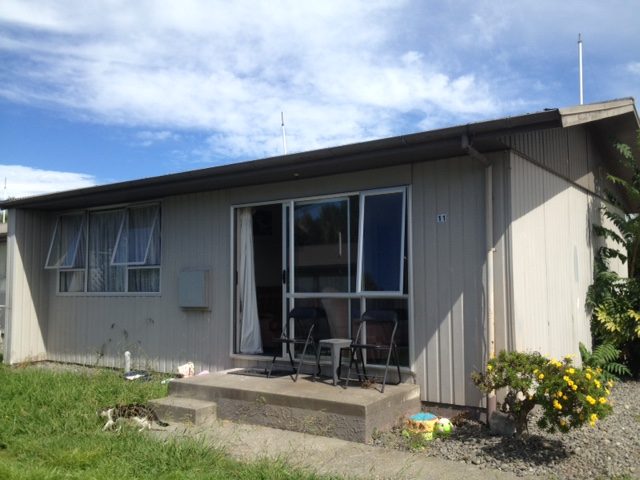 11 Lichfield Crescent, Tamatea, Napier - Carousel 1