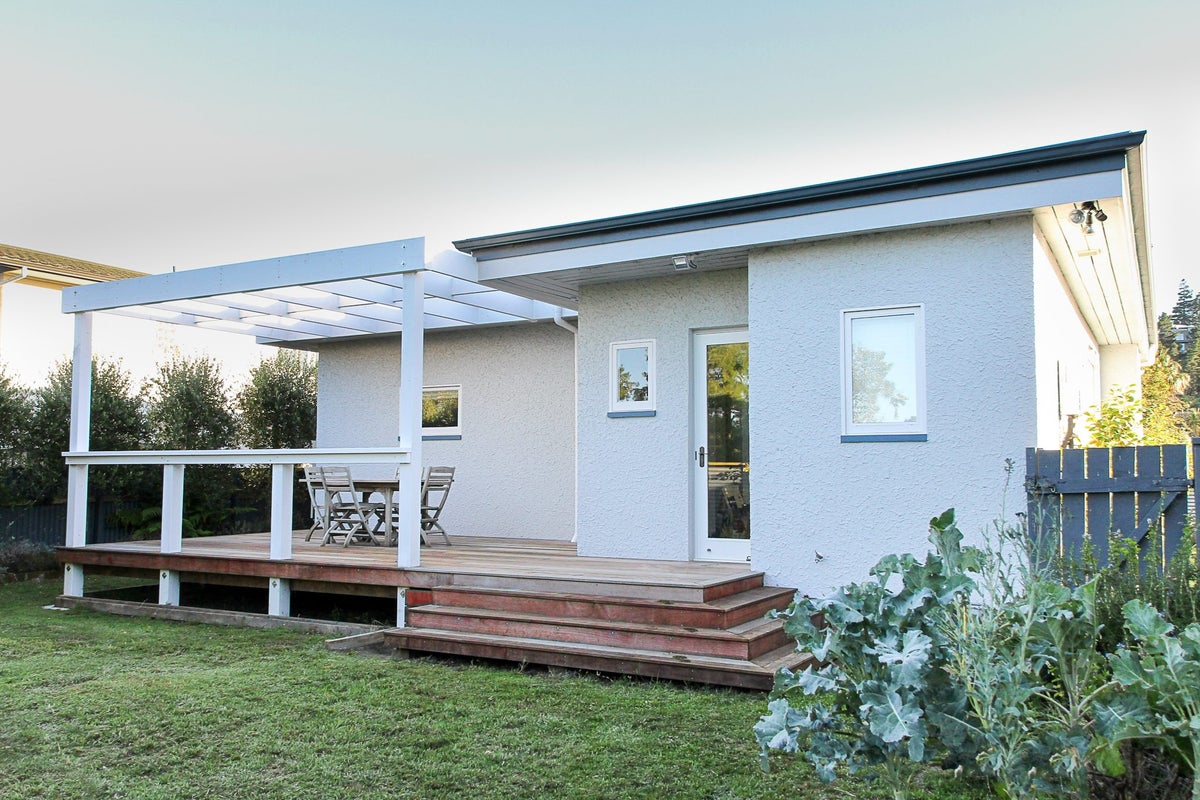 1/62 LOGAN Avenue, MAREWA, NAPIER - Carousel 1