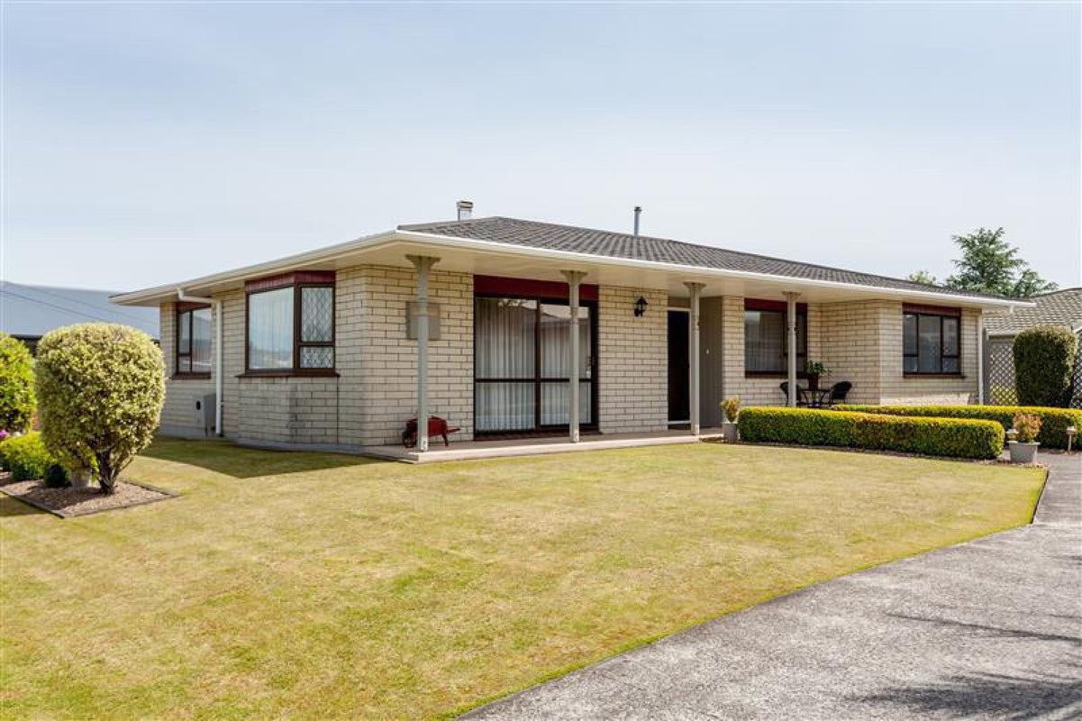 145 Heta Road, Highlands Park, New Plymouth - Carousel 1