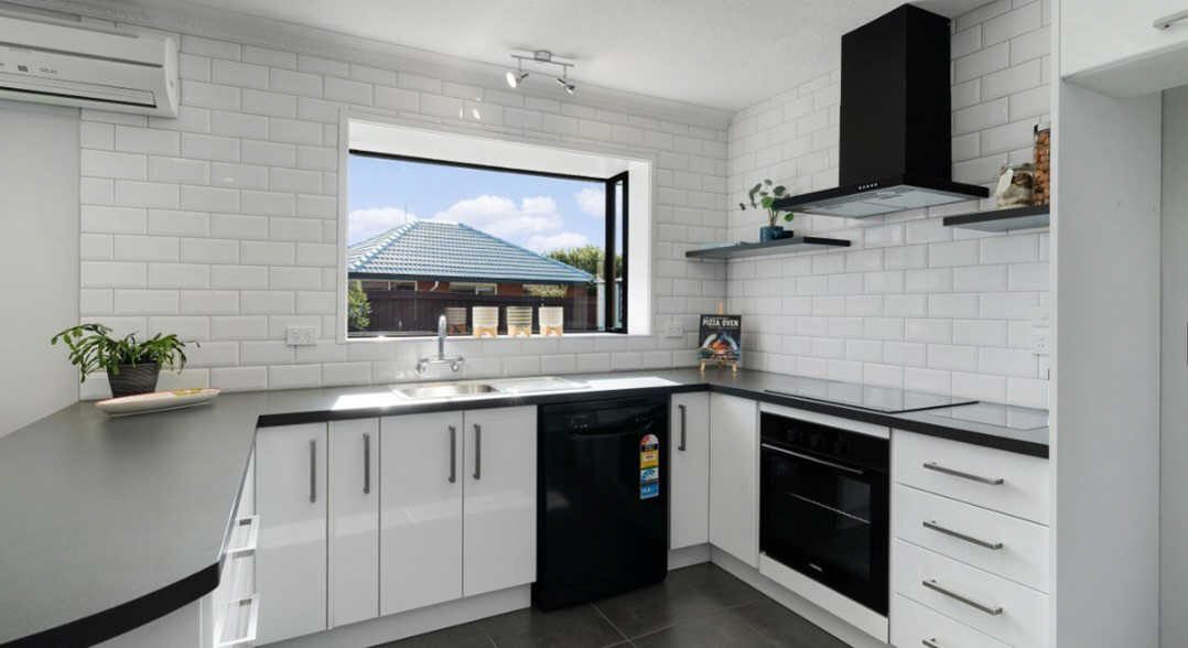 1/43 Tivoli Place, Bishopdale, Christchurch - Carousel 2