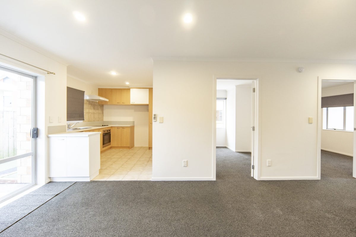 46B York Street, Hamilton East, Hamilton - Carousel 1