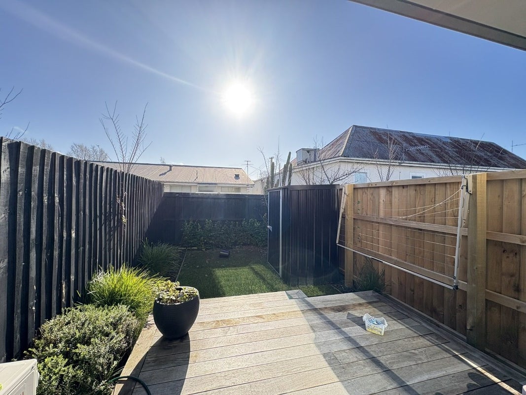 5/89 Champion Street, Edgeware, Christchurch - Carousel 8