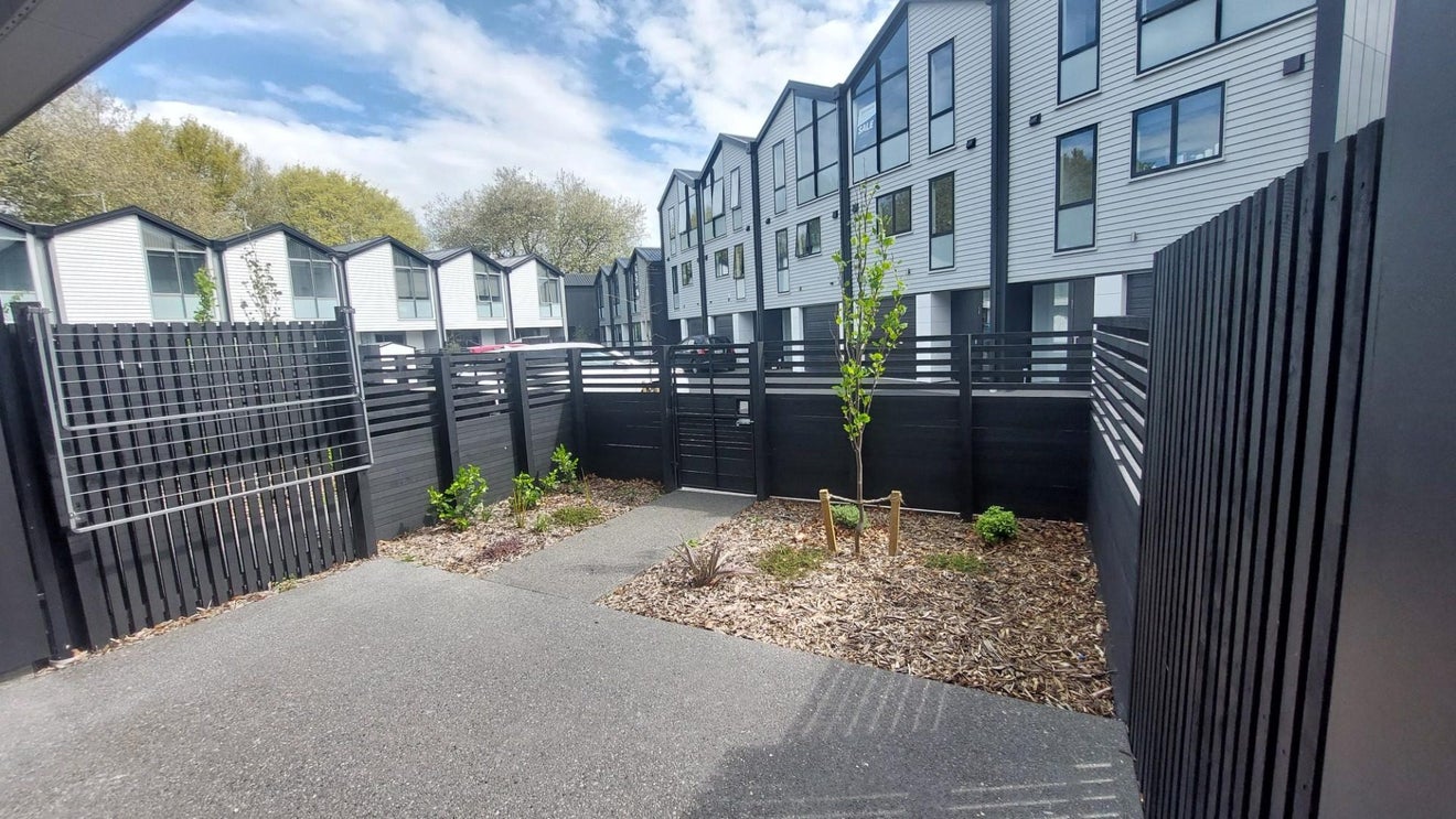 10/27 Harewood Road, Papanui, Christchurch - Carousel 8
