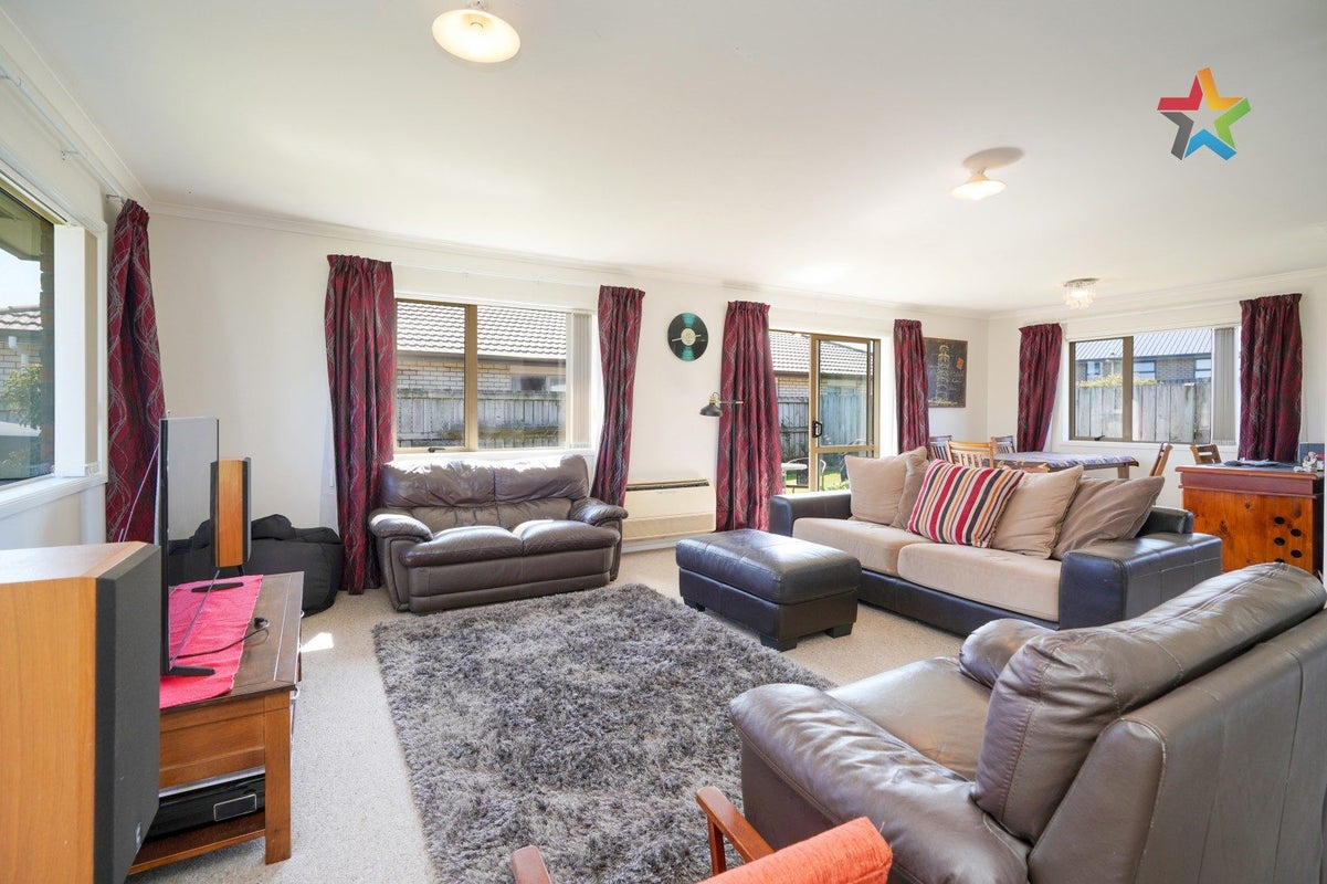 46 Mavora Crescent, Heidelberg, Invercargill - Carousel 2