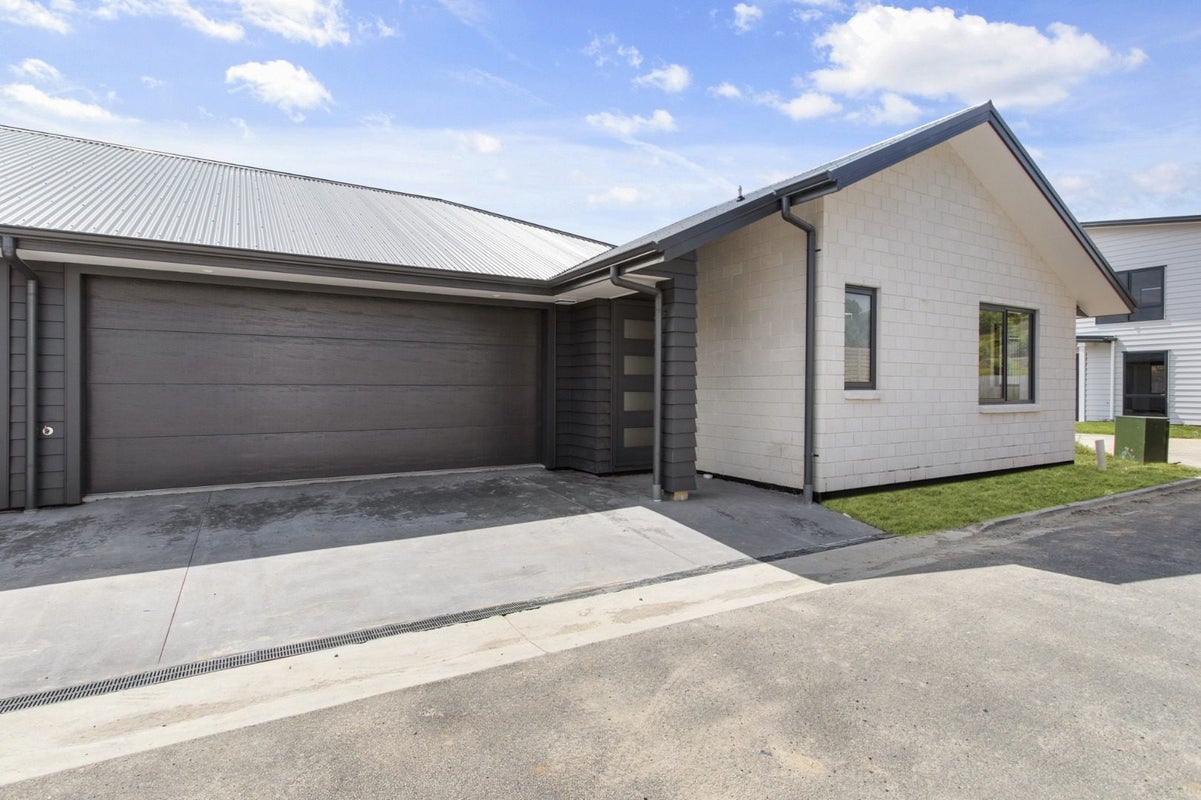 1/8 Gallants Place, Flagstaff, Hamilton - Carousel 1