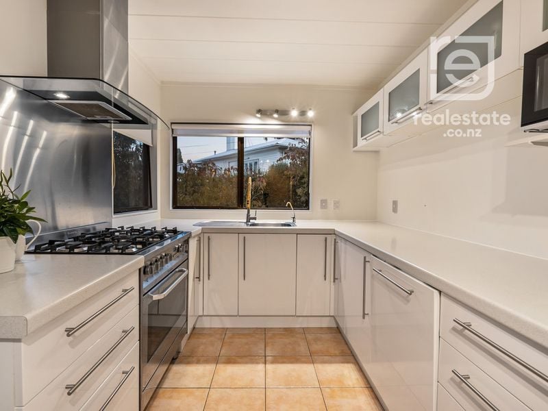 63B Clarendon Road, St Heliers, Auckland - Carousel 2